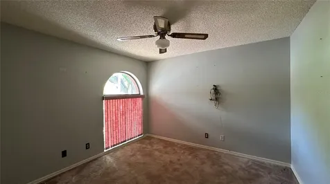 2898 Hammock Drive Plant City FL 33566