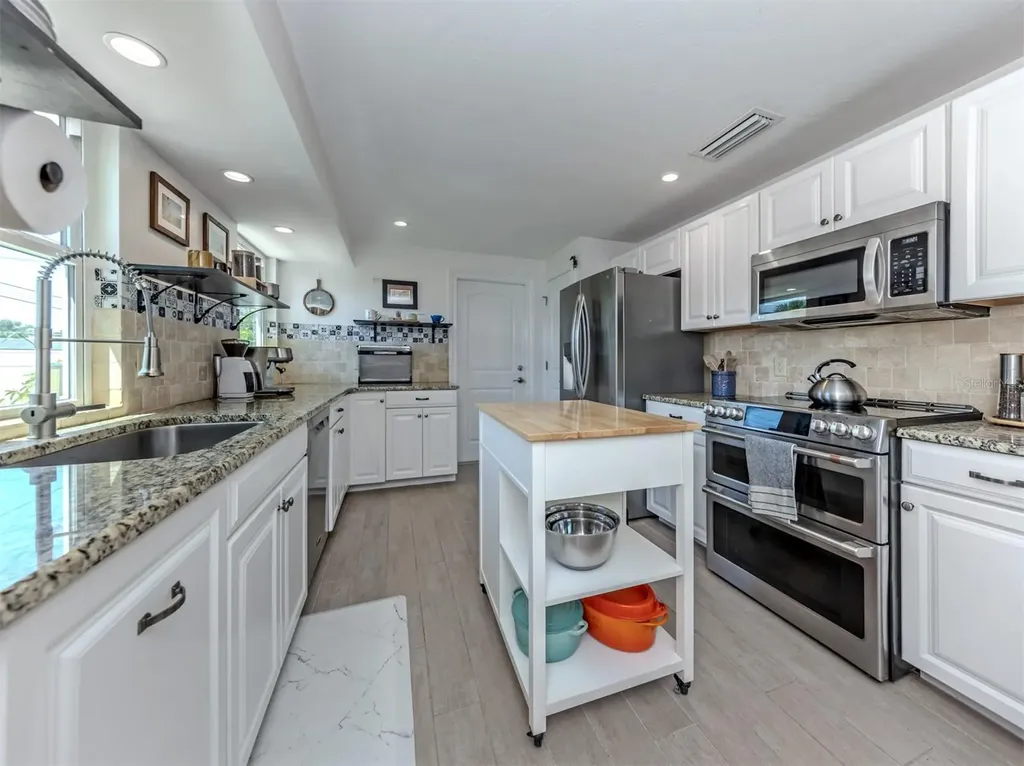 381 Falkland Road Venice FL 34293