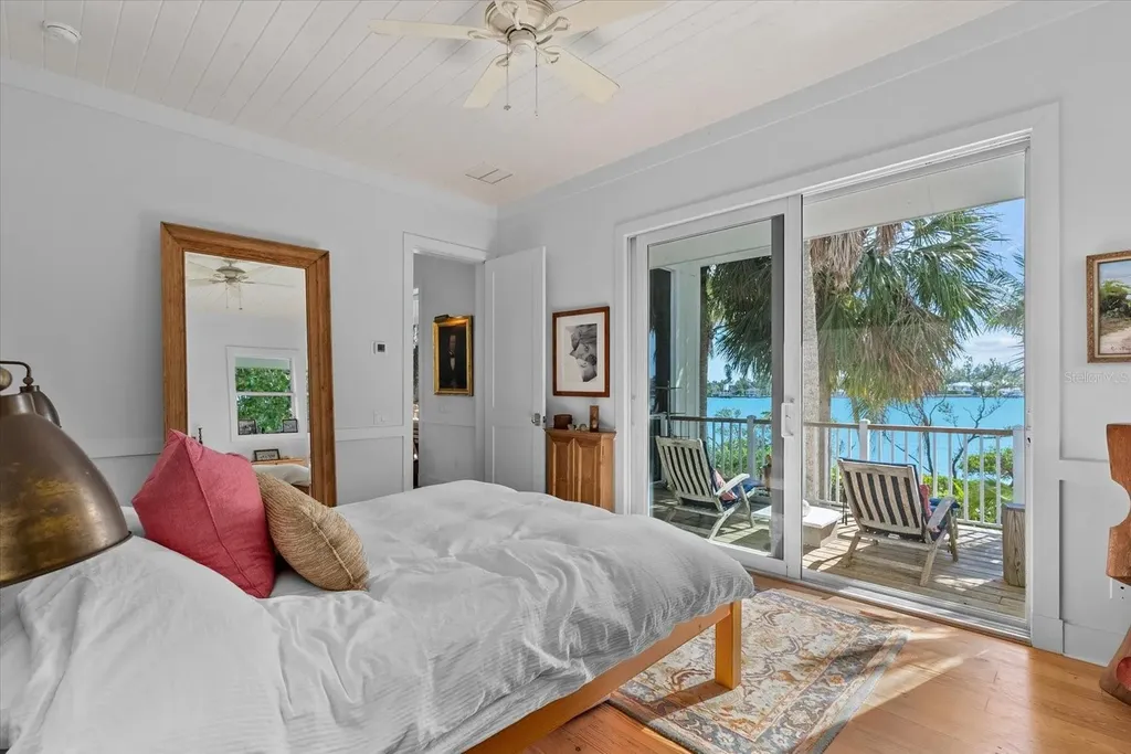 7143 La Lenaire Drive Longboat Key FL 34228
