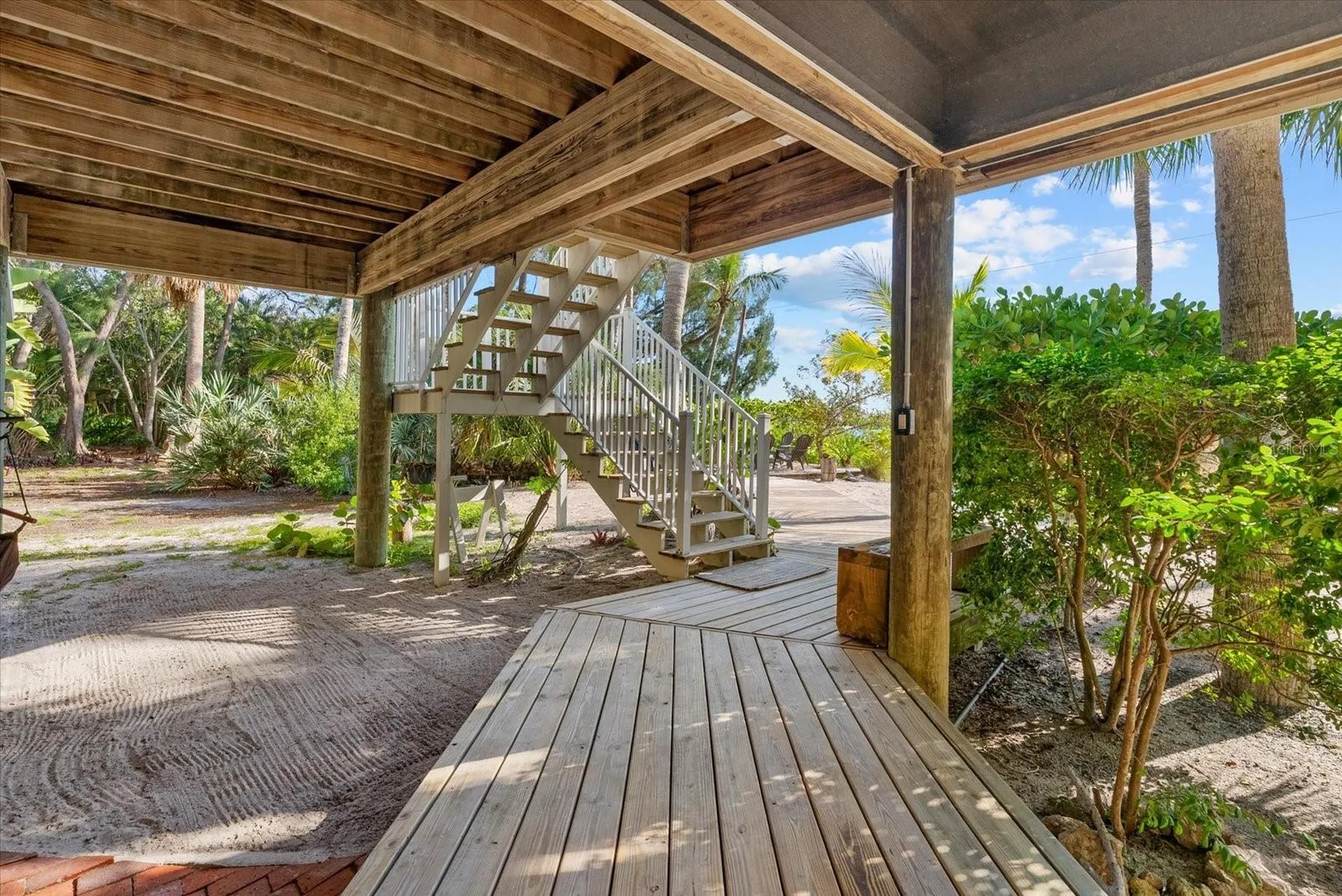 7143 La Lenaire Drive Longboat Key FL 34228