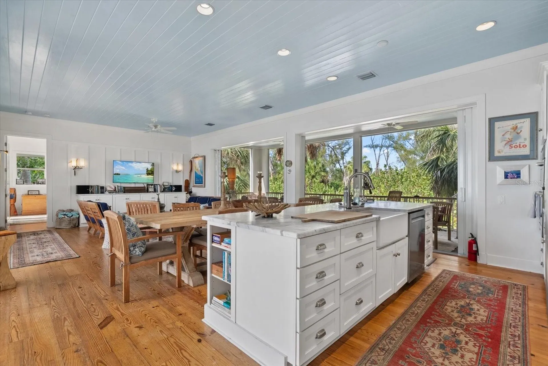 7143 La Lenaire Drive Longboat Key FL 34228