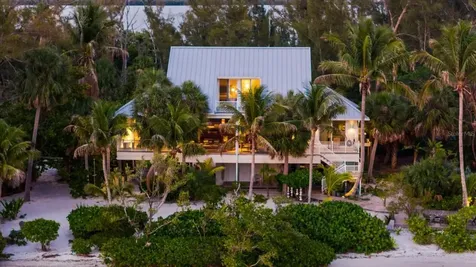 7143 La Lenaire Drive Longboat Key FL 34228