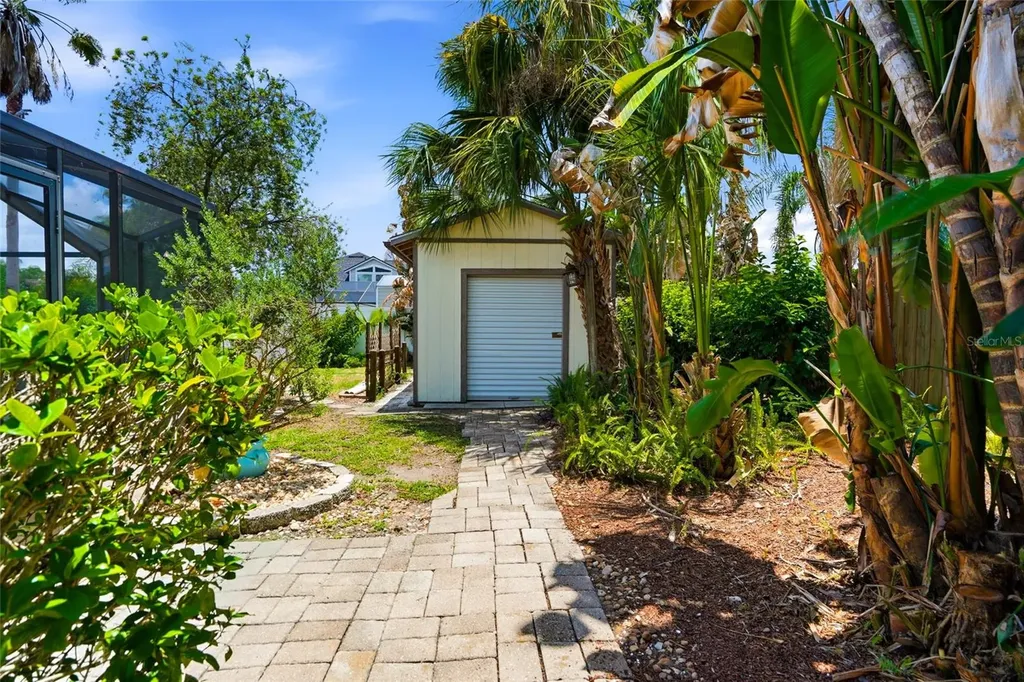 2715 Mock Orange Court Valrico FL 33594