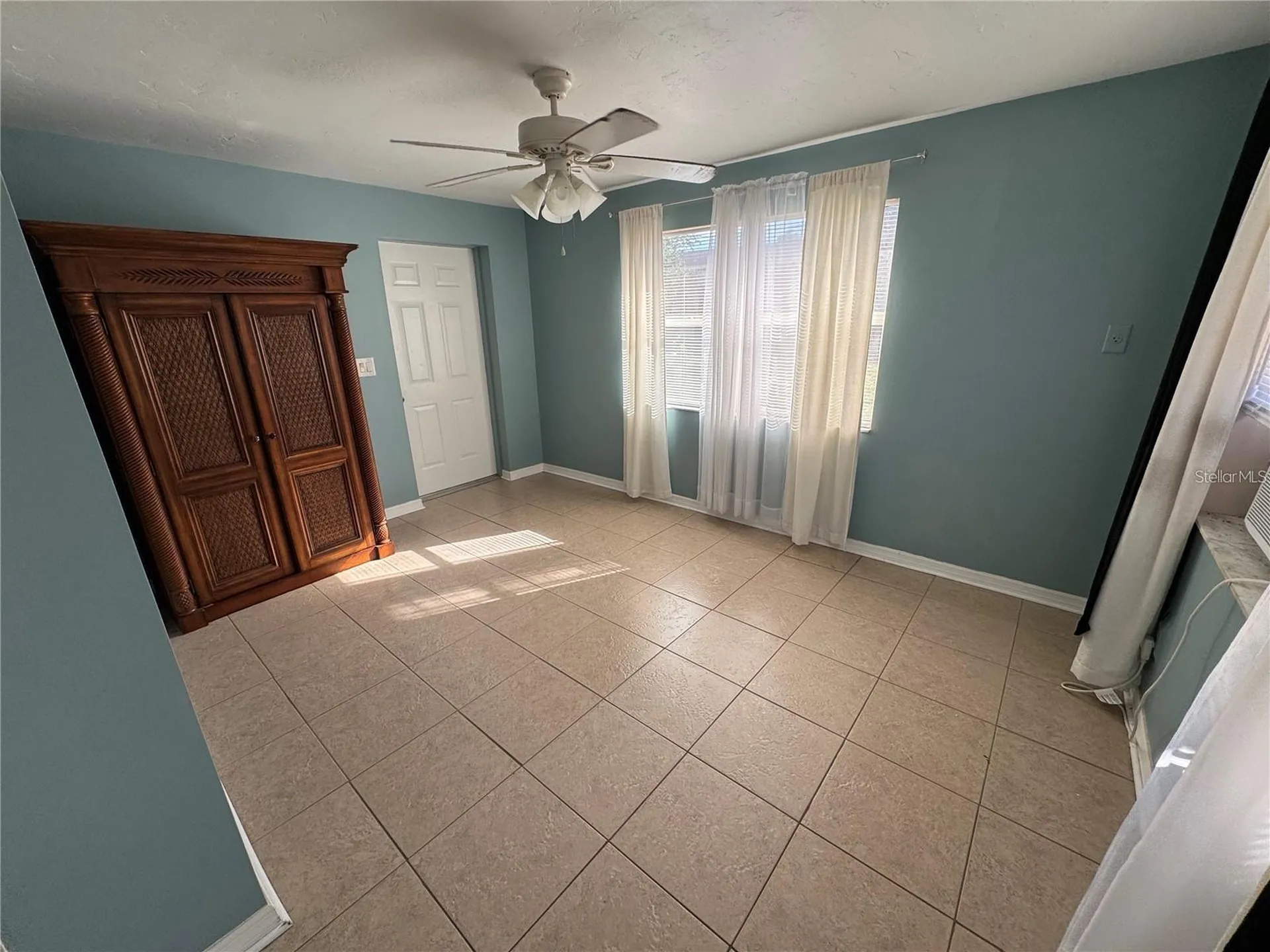 104 Base Avenue W Venice FL 34285