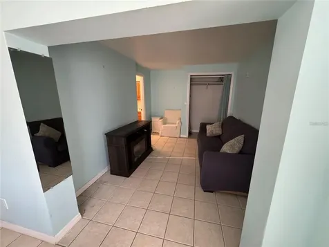 104 Base Avenue W Venice FL 34285
