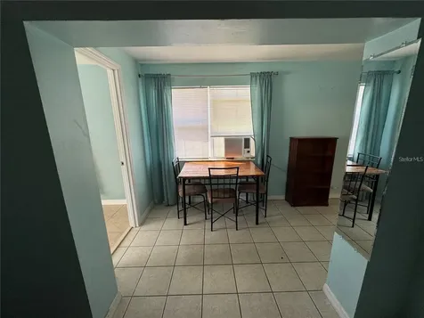 104 Base Avenue W Venice FL 34285