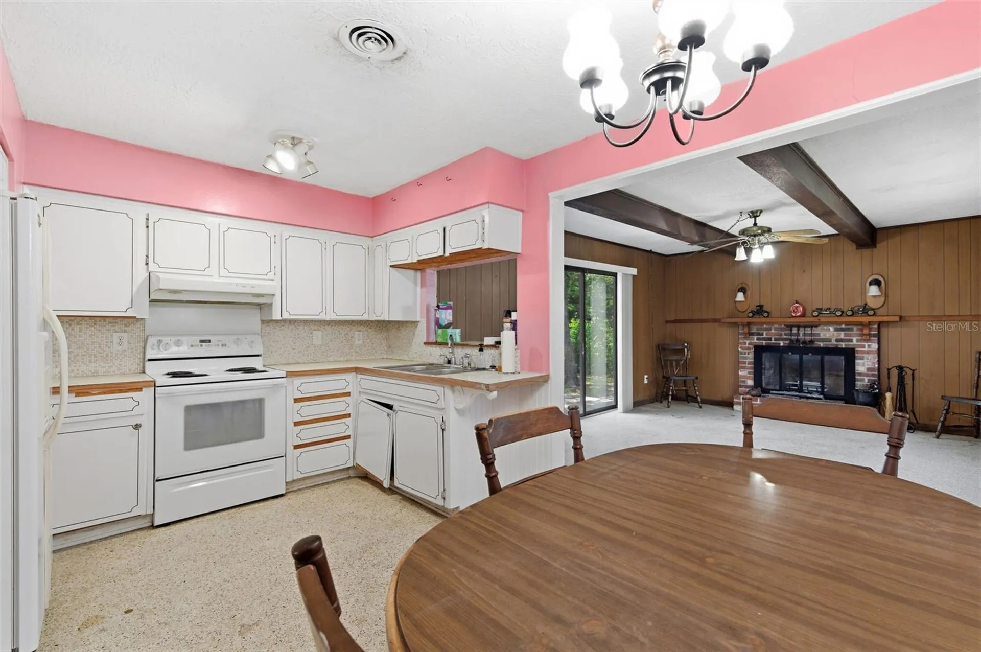 6617 27th Way N St Petersburg FL 33702
