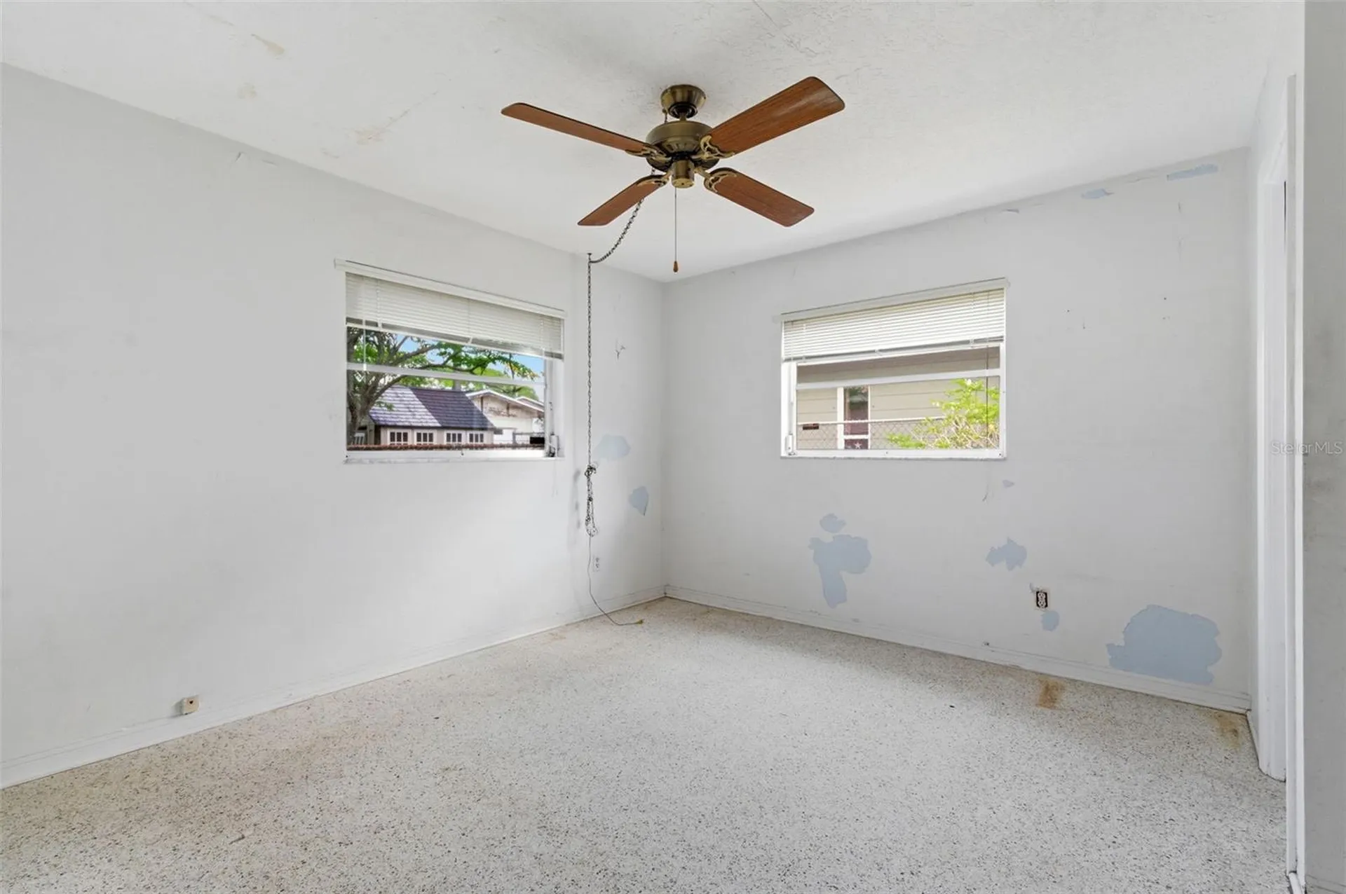 6617 27th Way N St Petersburg FL 33702