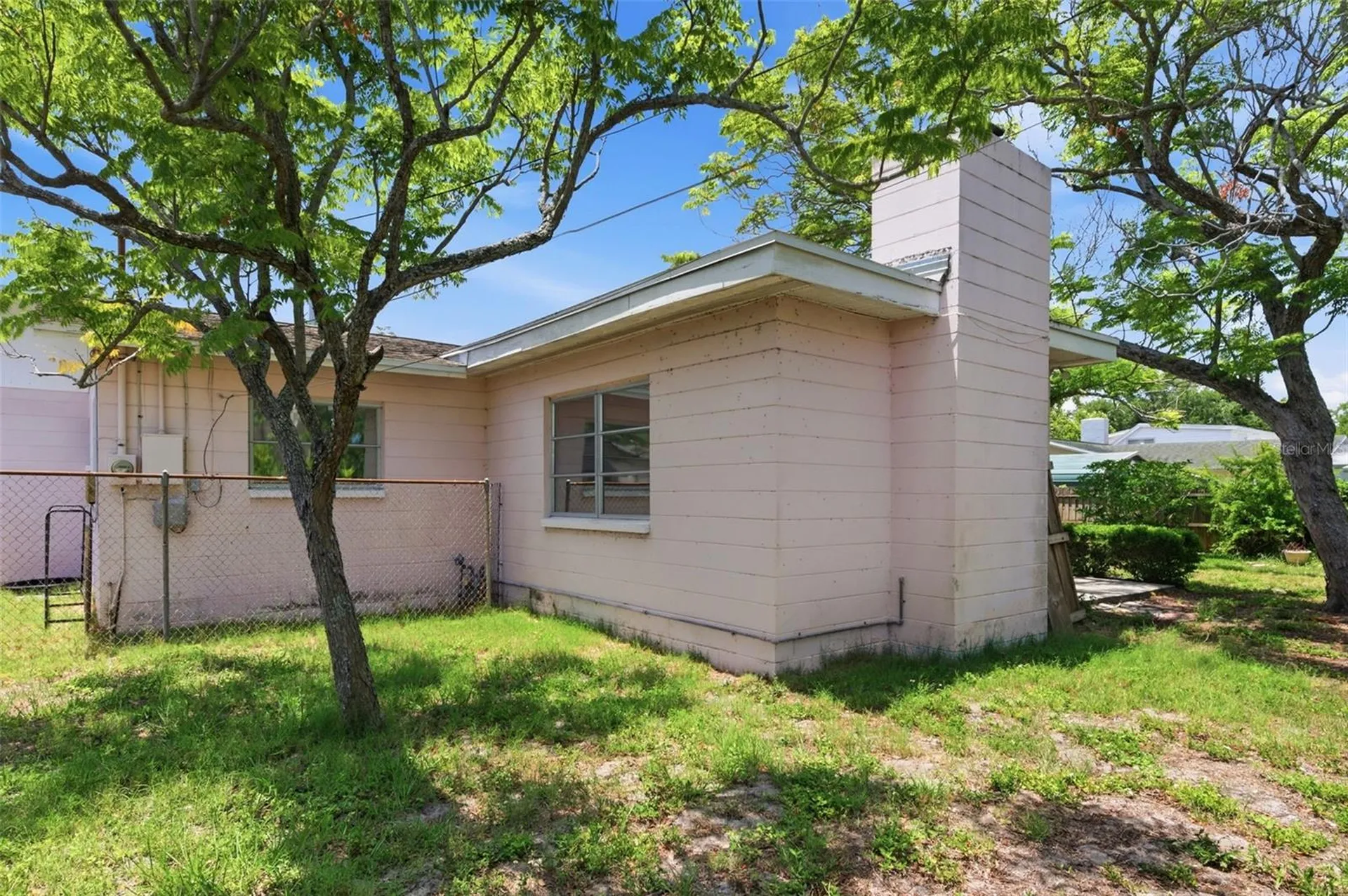 6617 27th Way N St Petersburg FL 33702