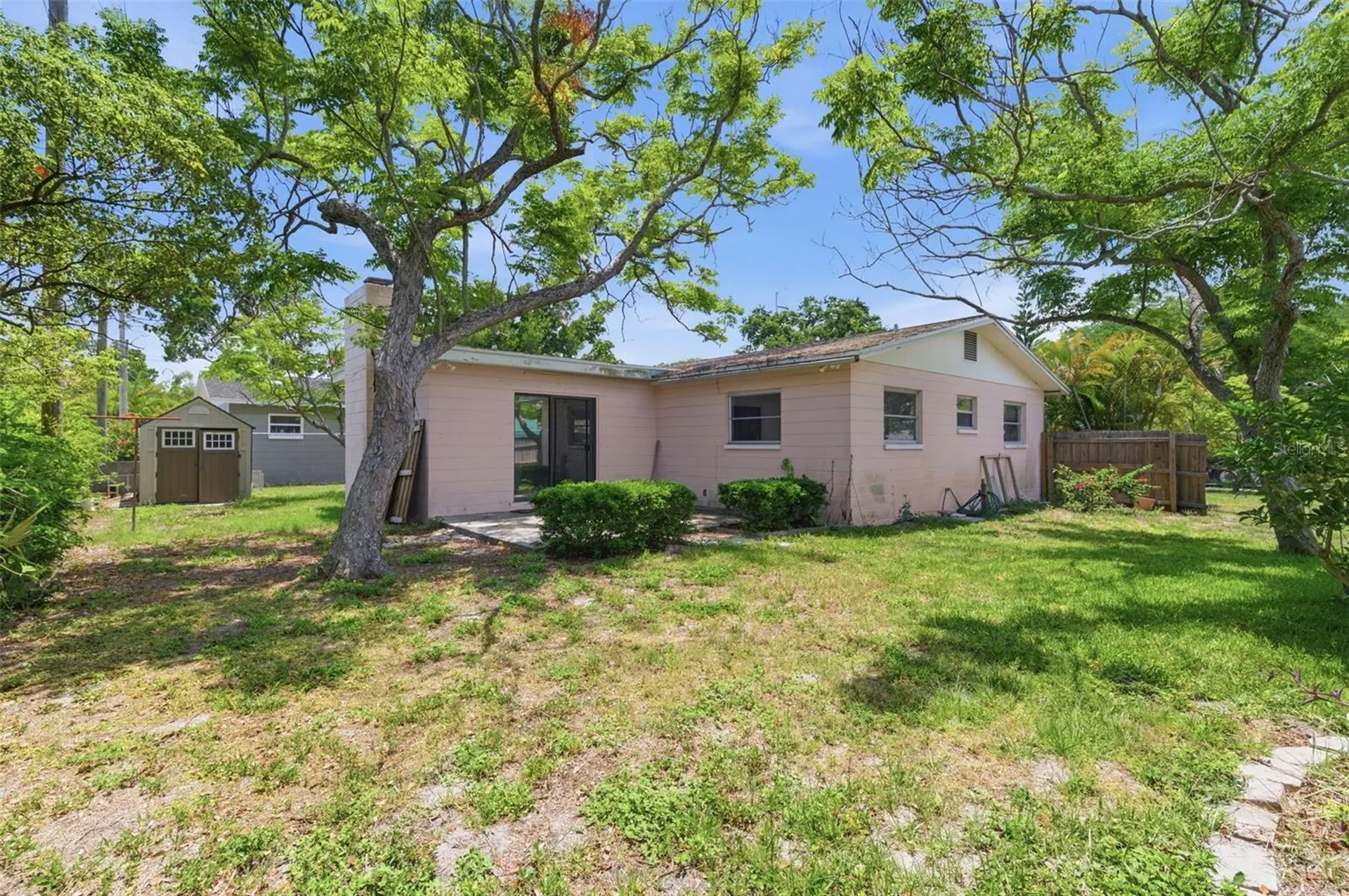 6617 27th Way N St Petersburg FL 33702