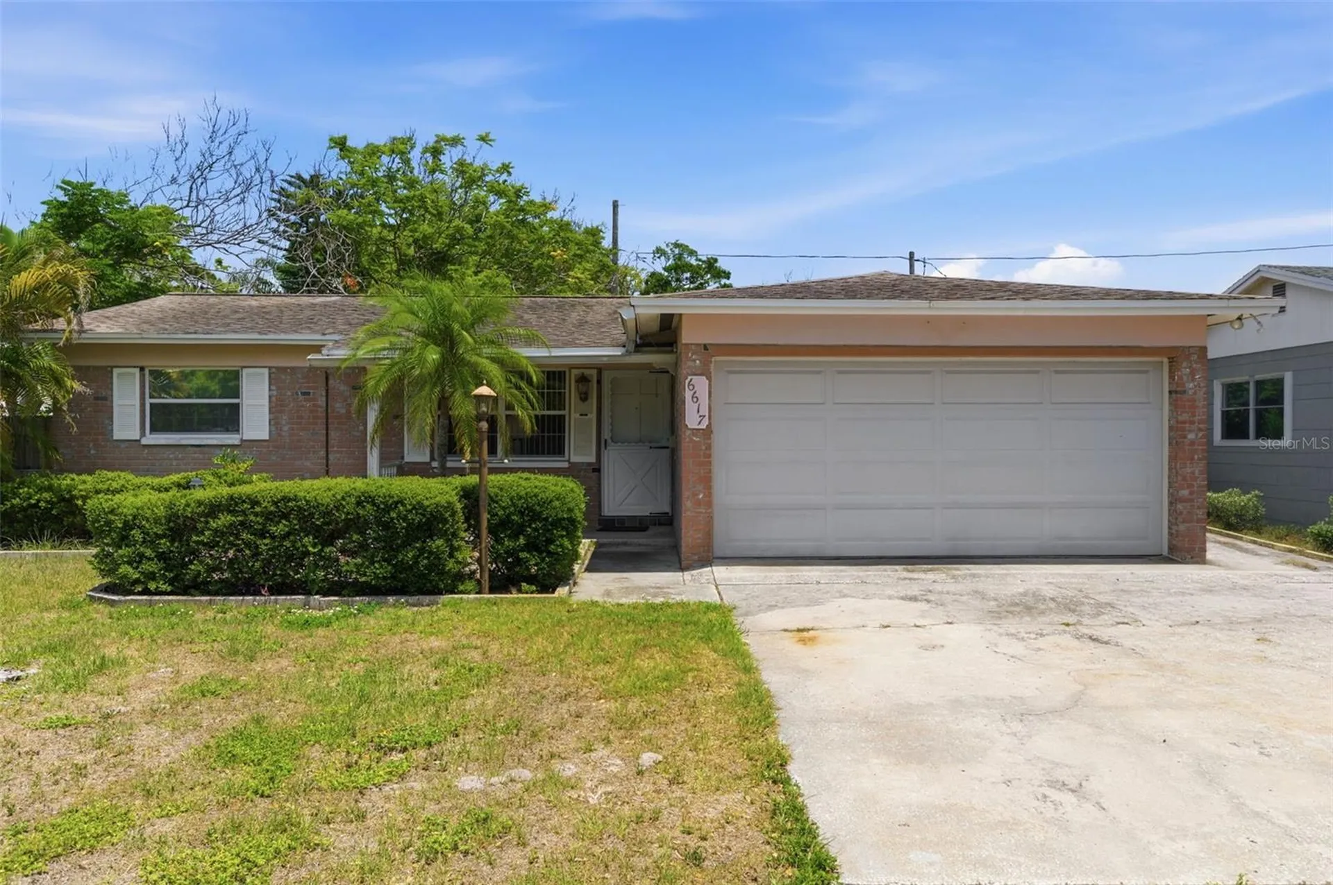 6617 27th Way N St Petersburg FL 33702