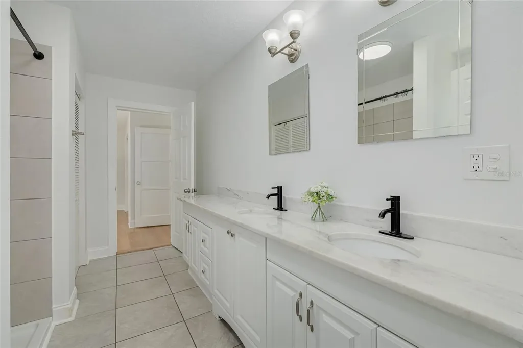 845 21st Avenue S St Petersburg FL 33705
