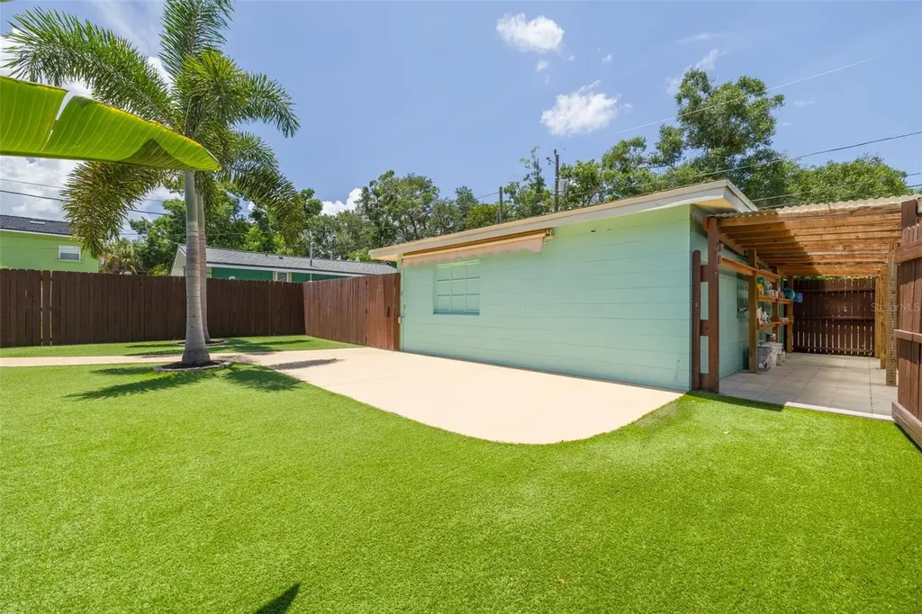 845 21st Avenue S St Petersburg FL 33705