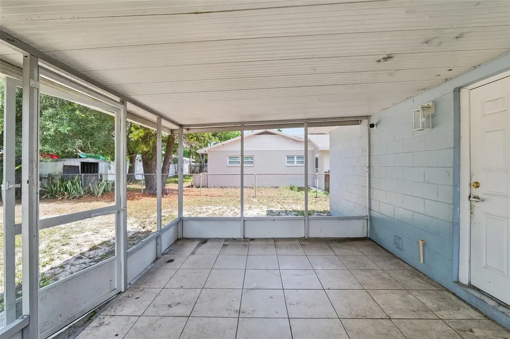 4612 Snook Drive Tampa FL 33617