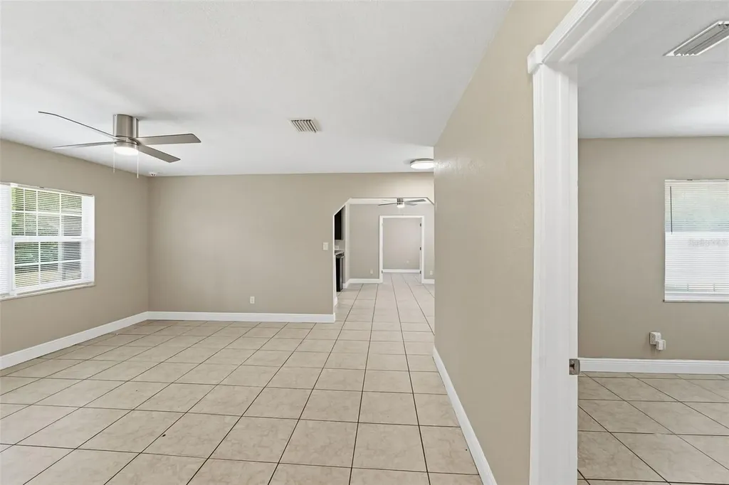 4612 Snook Drive Tampa FL 33617
