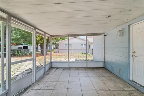 4612 Snook Drive Tampa FL 33617