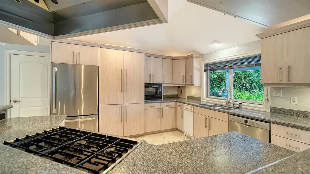 3424 Tanglewood Drive Sarasota FL 34239