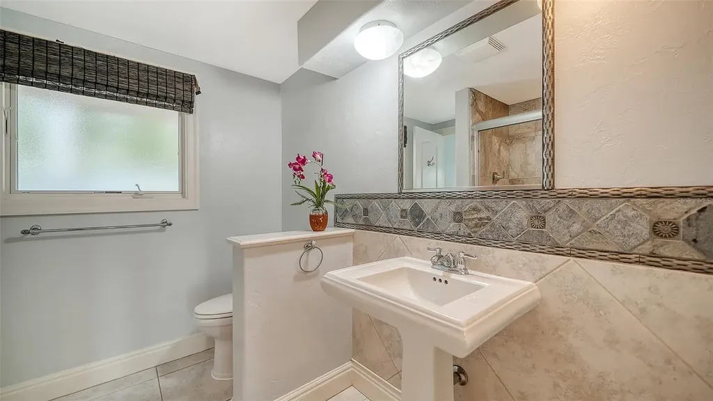 3424 Tanglewood Drive Sarasota FL 34239