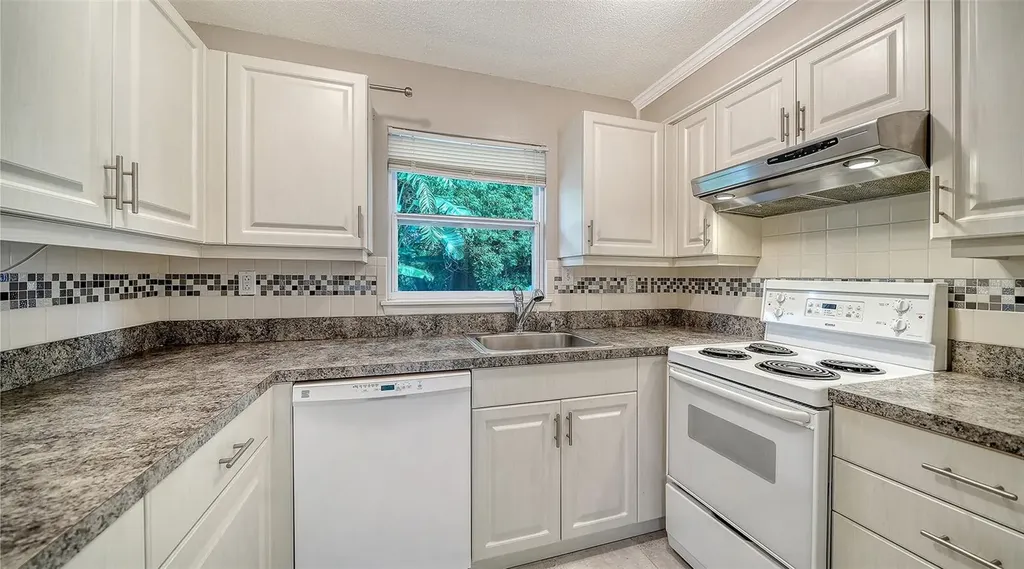 3424 Tanglewood Drive Sarasota FL 34239