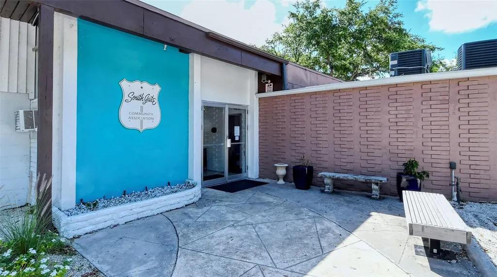3424 Tanglewood Drive Sarasota FL 34239