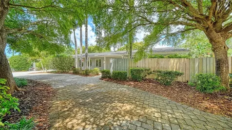 3424 Tanglewood Drive Sarasota FL 34239
