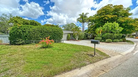 3424 Tanglewood Drive Sarasota FL 34239