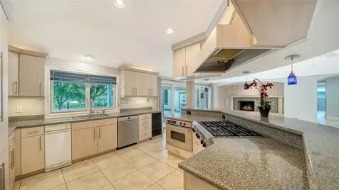 3424 Tanglewood Drive Sarasota FL 34239