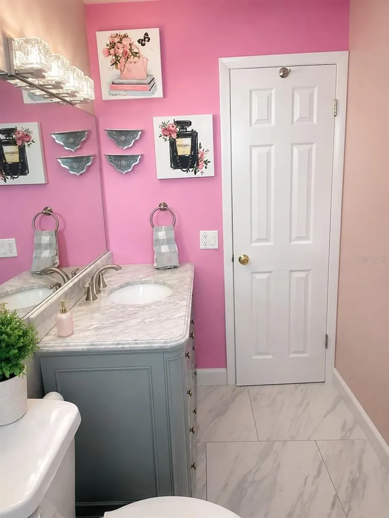 7551 SW 42nd Place Davie FL 33314