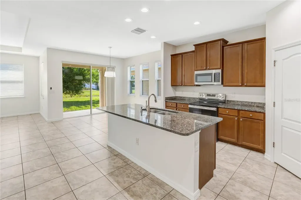 11607 Warren Oaks Place Riverview FL 33578