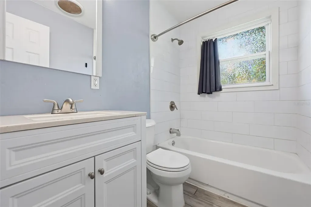 2209 NE 15th Terrace Gainesville FL 32609