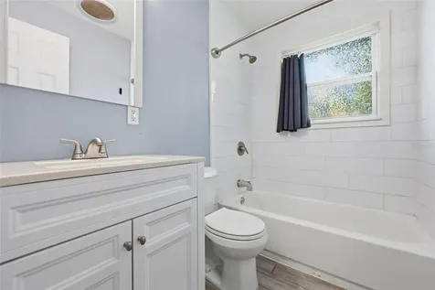 2209 NE 15th Terrace Gainesville FL 32609