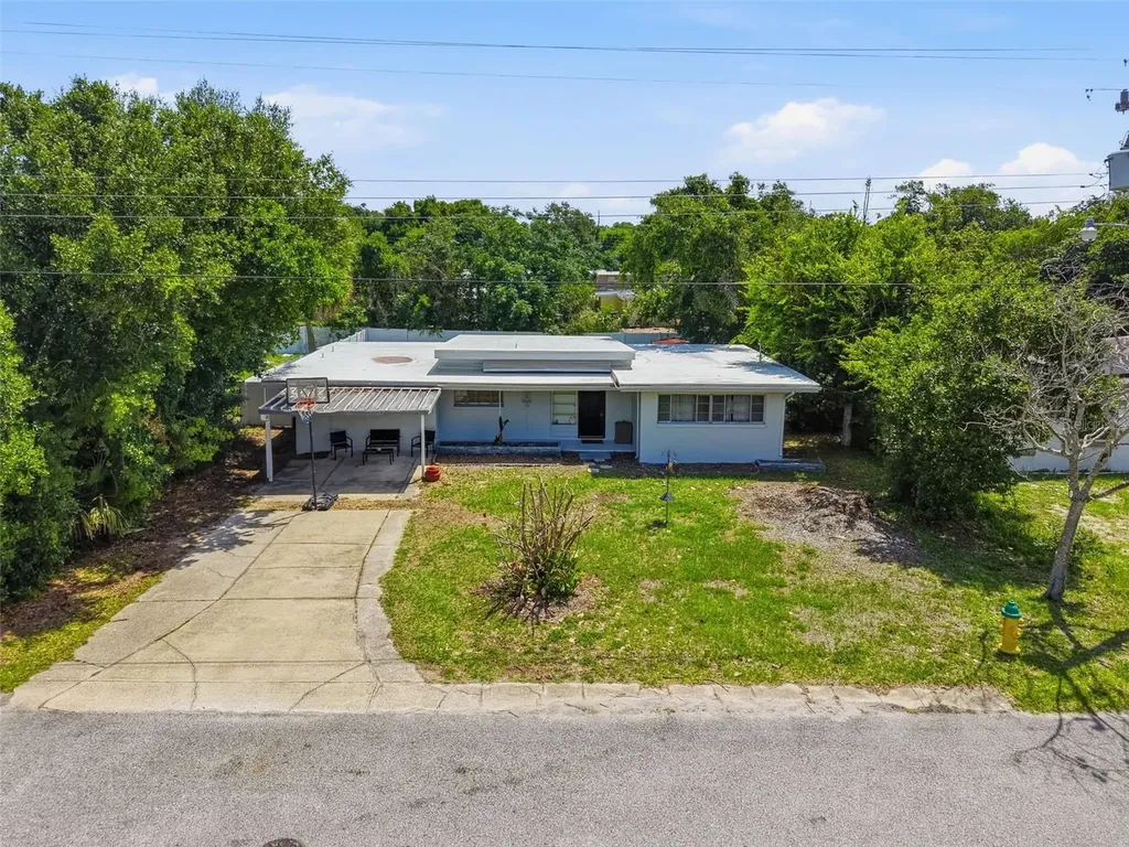 533 Heineman Street Daytona Beach FL 32114