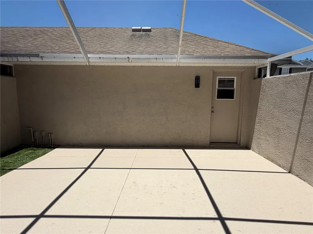 6129 Fishhawk Crossing Boulevard Lithia FL 33547