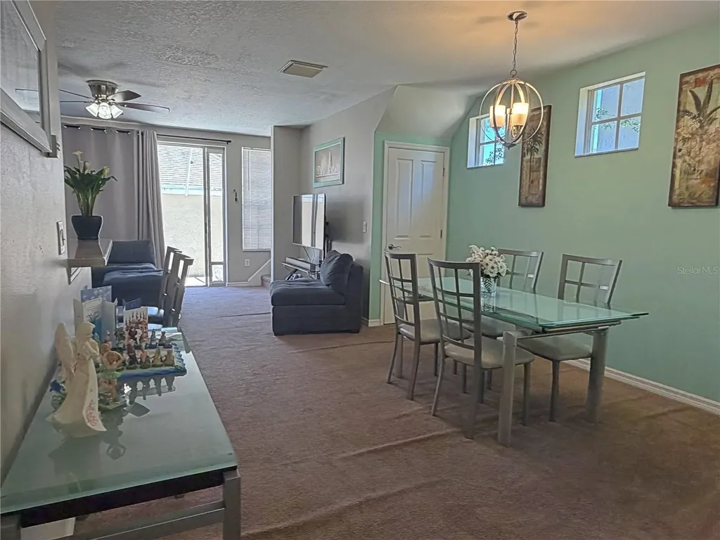 6129 Fishhawk Crossing Boulevard Lithia FL 33547