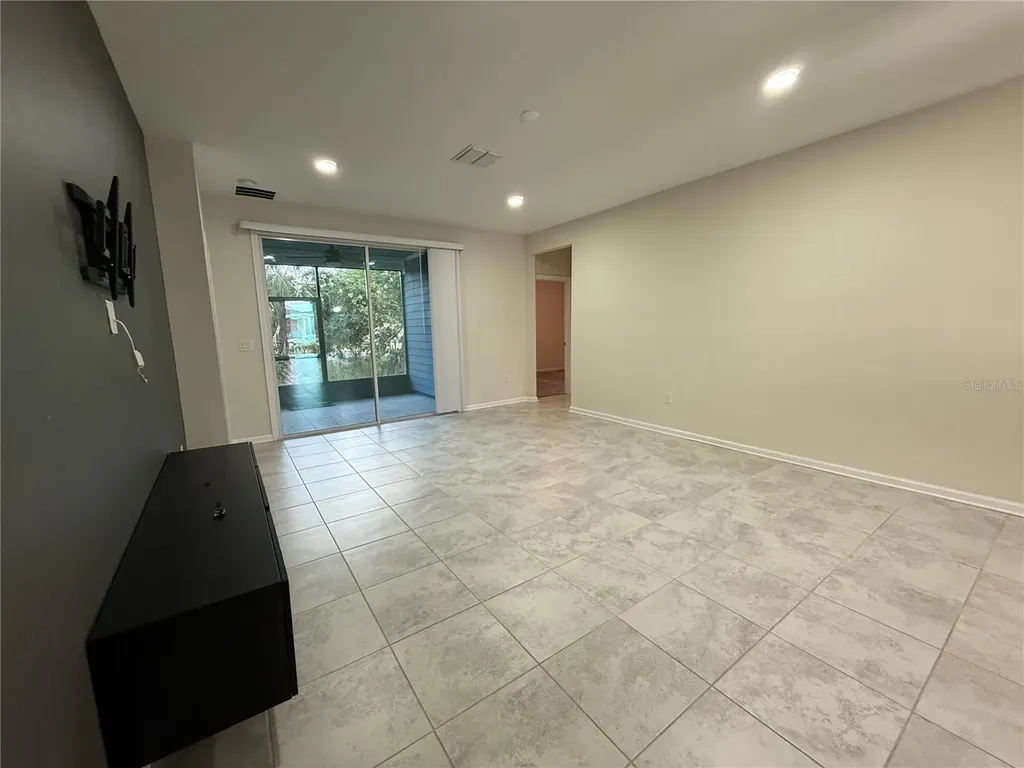 4497 Bluff Oak Loop Kissimmee FL 34746