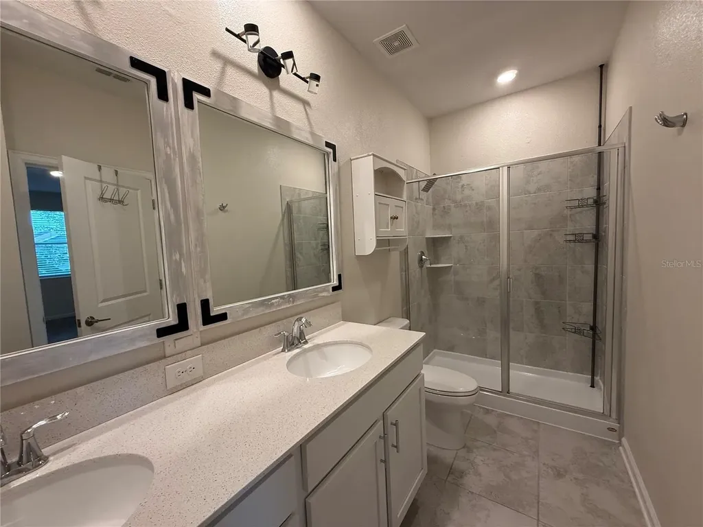 4497 Bluff Oak Loop Kissimmee FL 34746