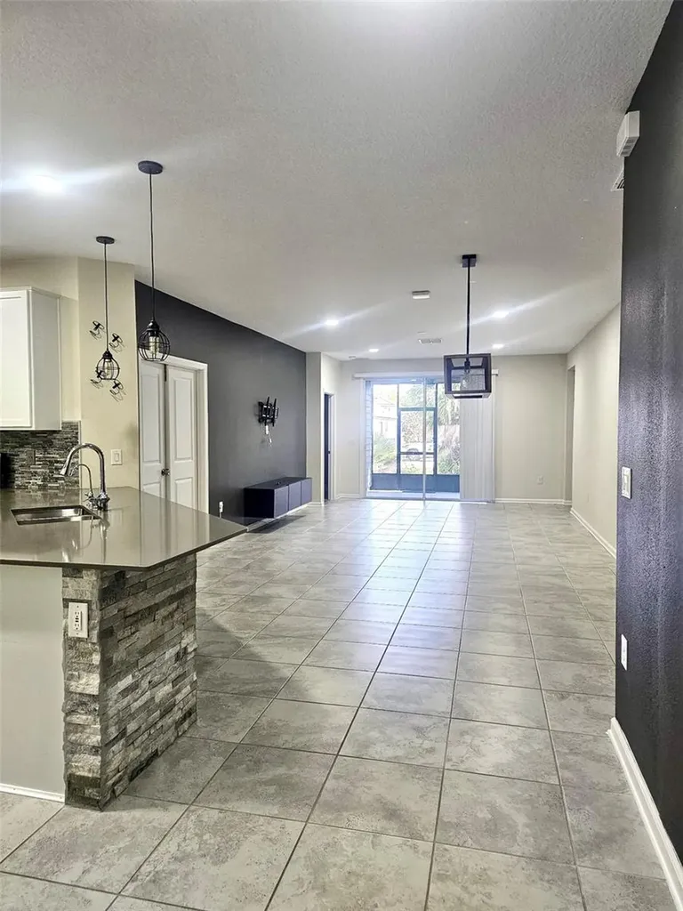 4497 Bluff Oak Loop Kissimmee FL 34746