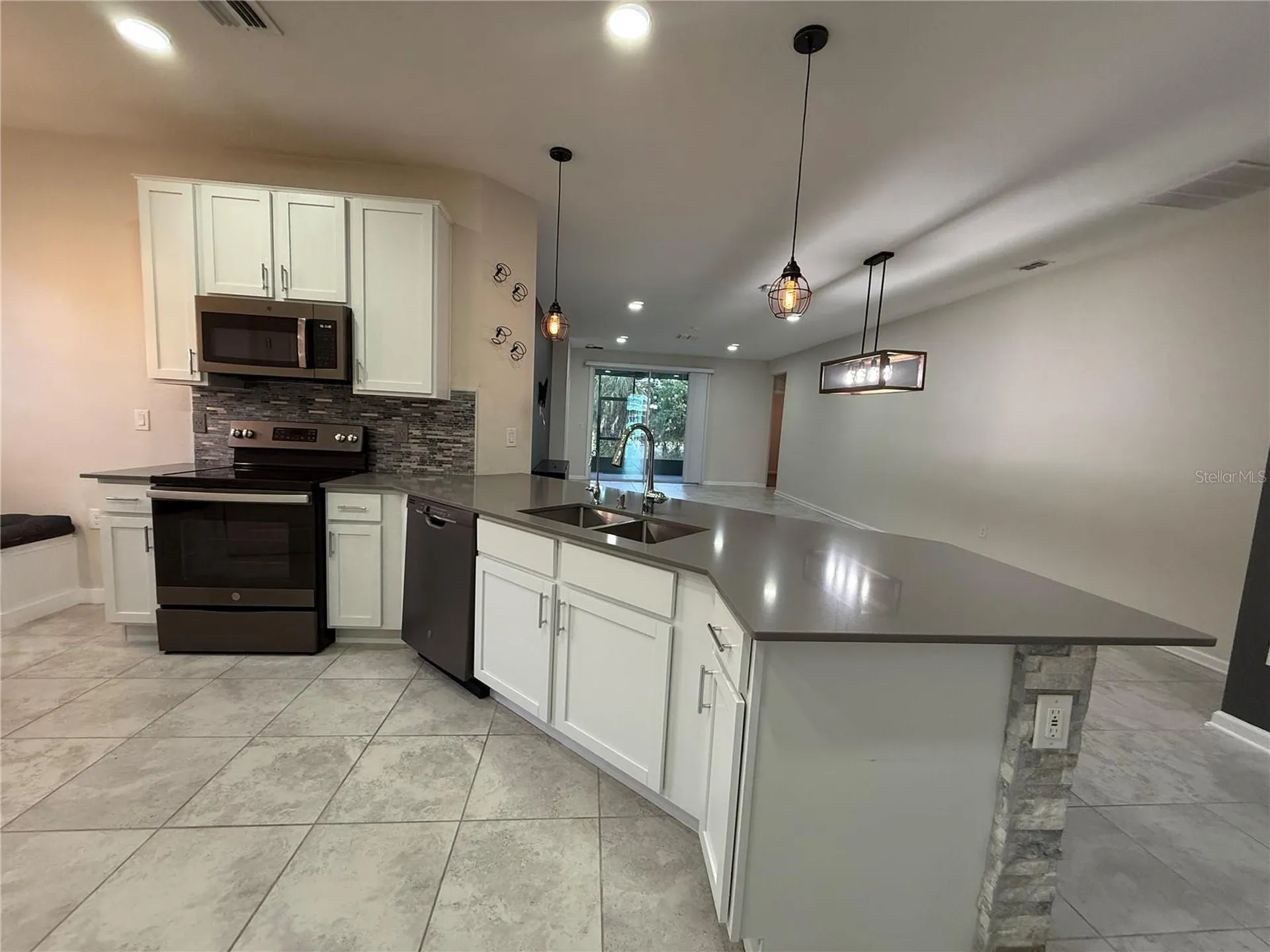 4497 Bluff Oak Loop Kissimmee FL 34746