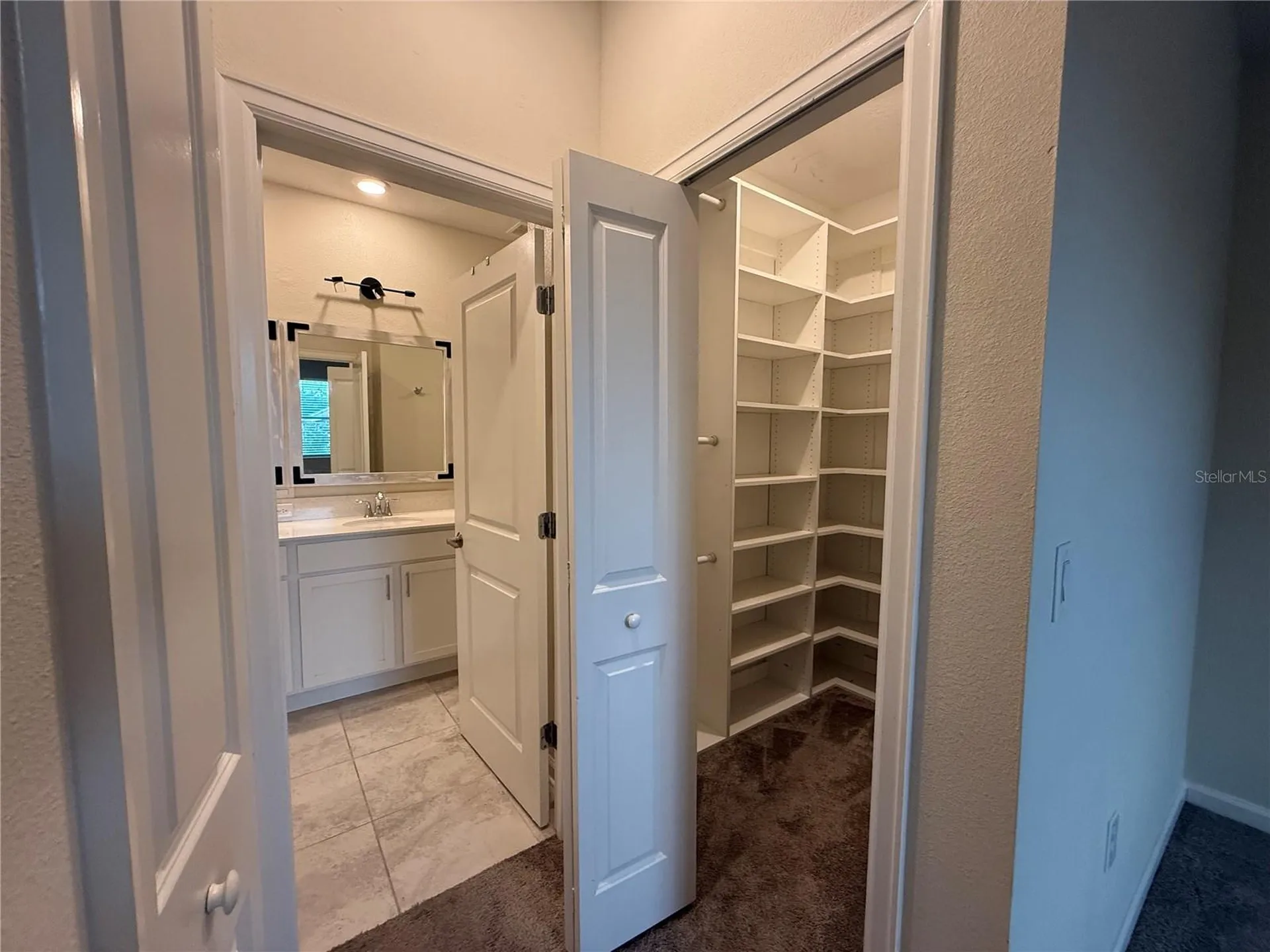 4497 Bluff Oak Loop Kissimmee FL 34746