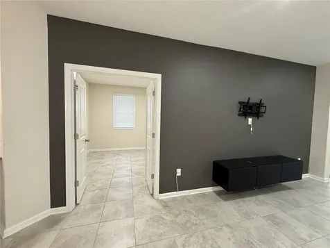 4497 Bluff Oak Loop Kissimmee FL 34746