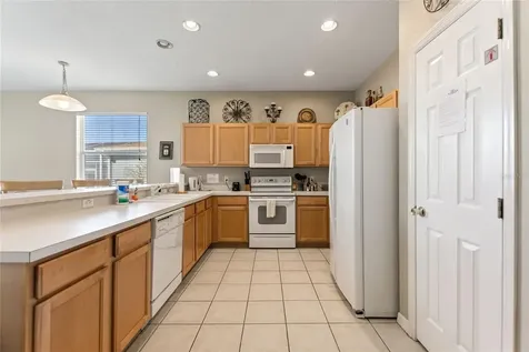 556 Bonville Drive Davenport FL 33897