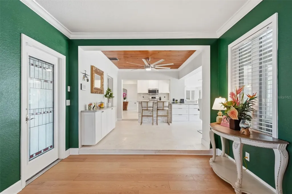 508 Hillcrest Avenue Tarpon Springs FL 34689