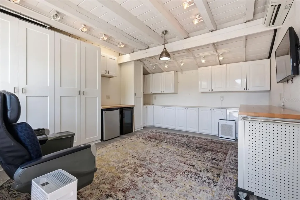 508 Hillcrest Avenue Tarpon Springs FL 34689