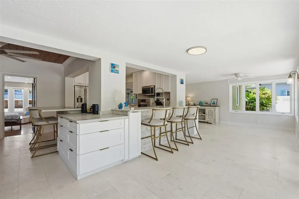 508 Hillcrest Avenue Tarpon Springs FL 34689