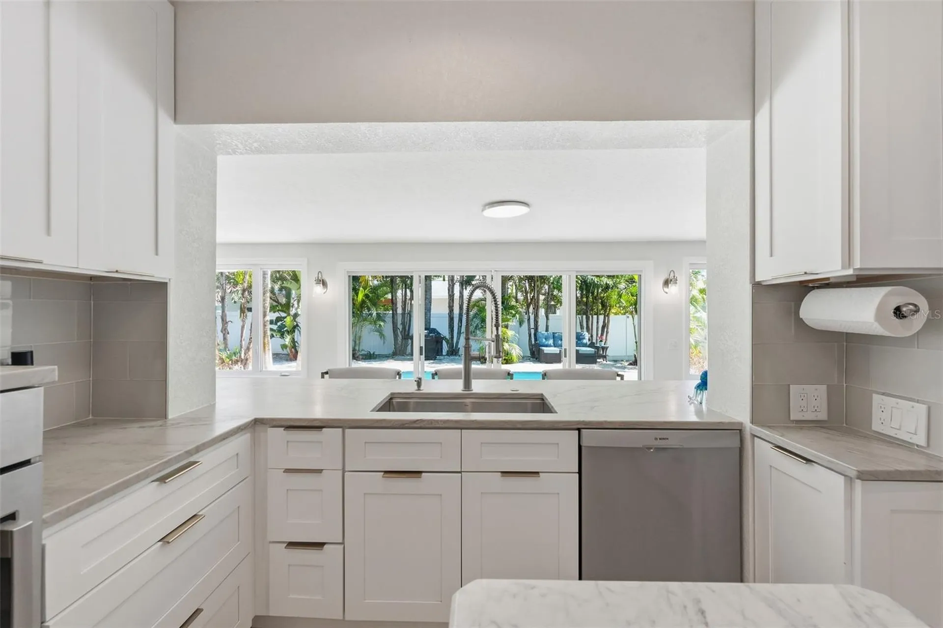 508 Hillcrest Avenue Tarpon Springs FL 34689
