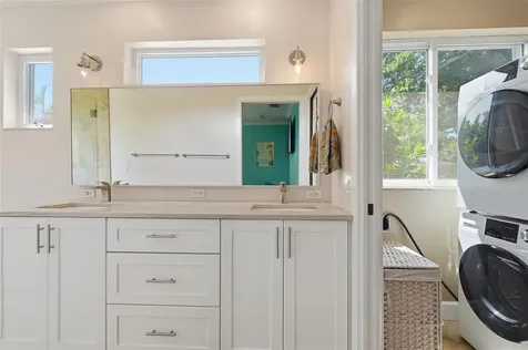 508 Hillcrest Avenue Tarpon Springs FL 34689