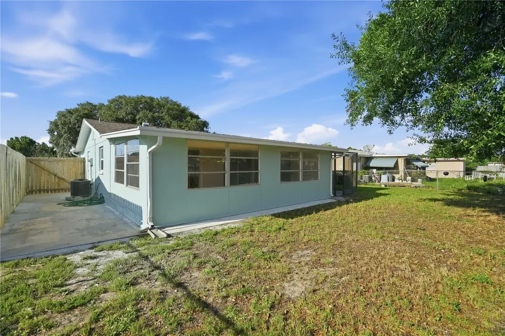 3104 Salisbury Drive Holiday FL 34691