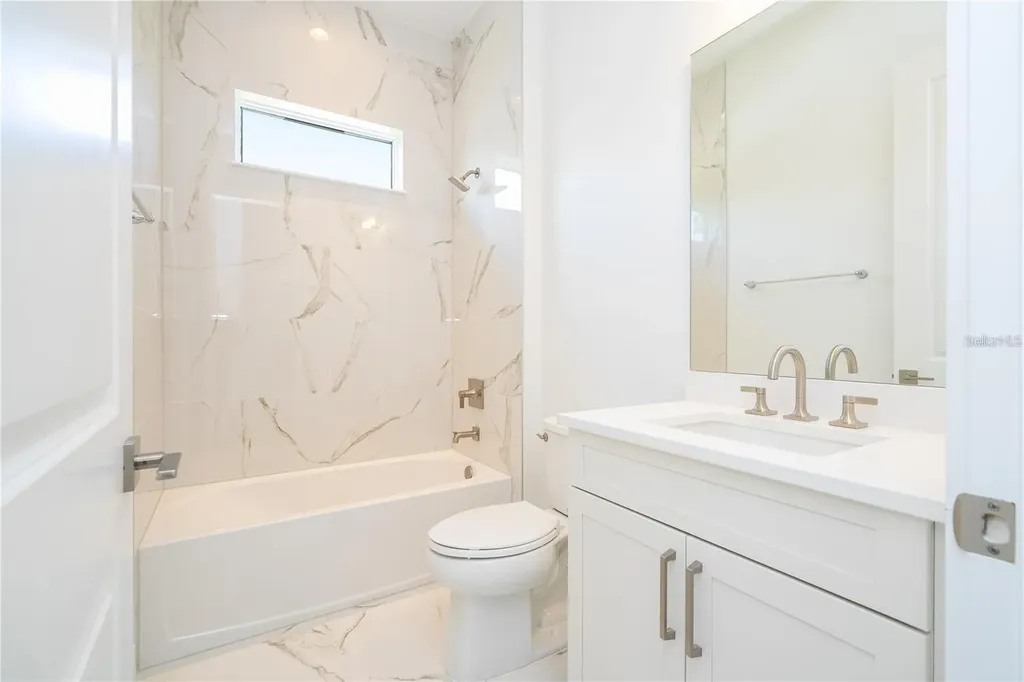 16044 Pendio Drive Bella Collina FL 34756