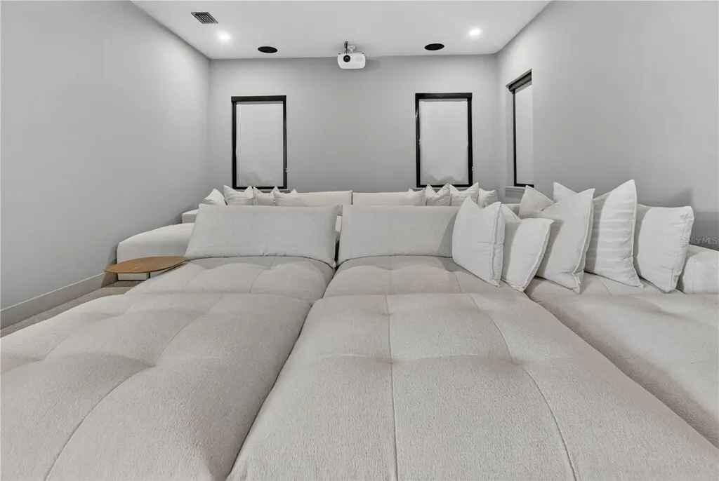 16044 Pendio Drive Bella Collina FL 34756