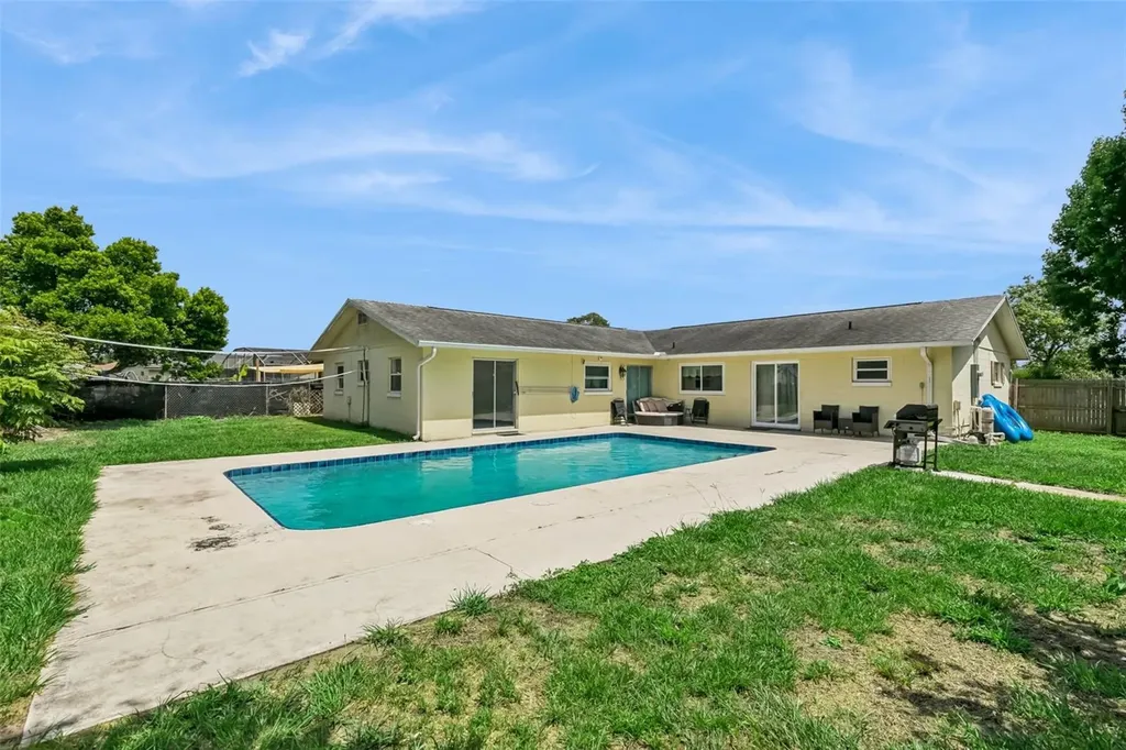 10303 Bridlewood Avenue Orlando FL 32825